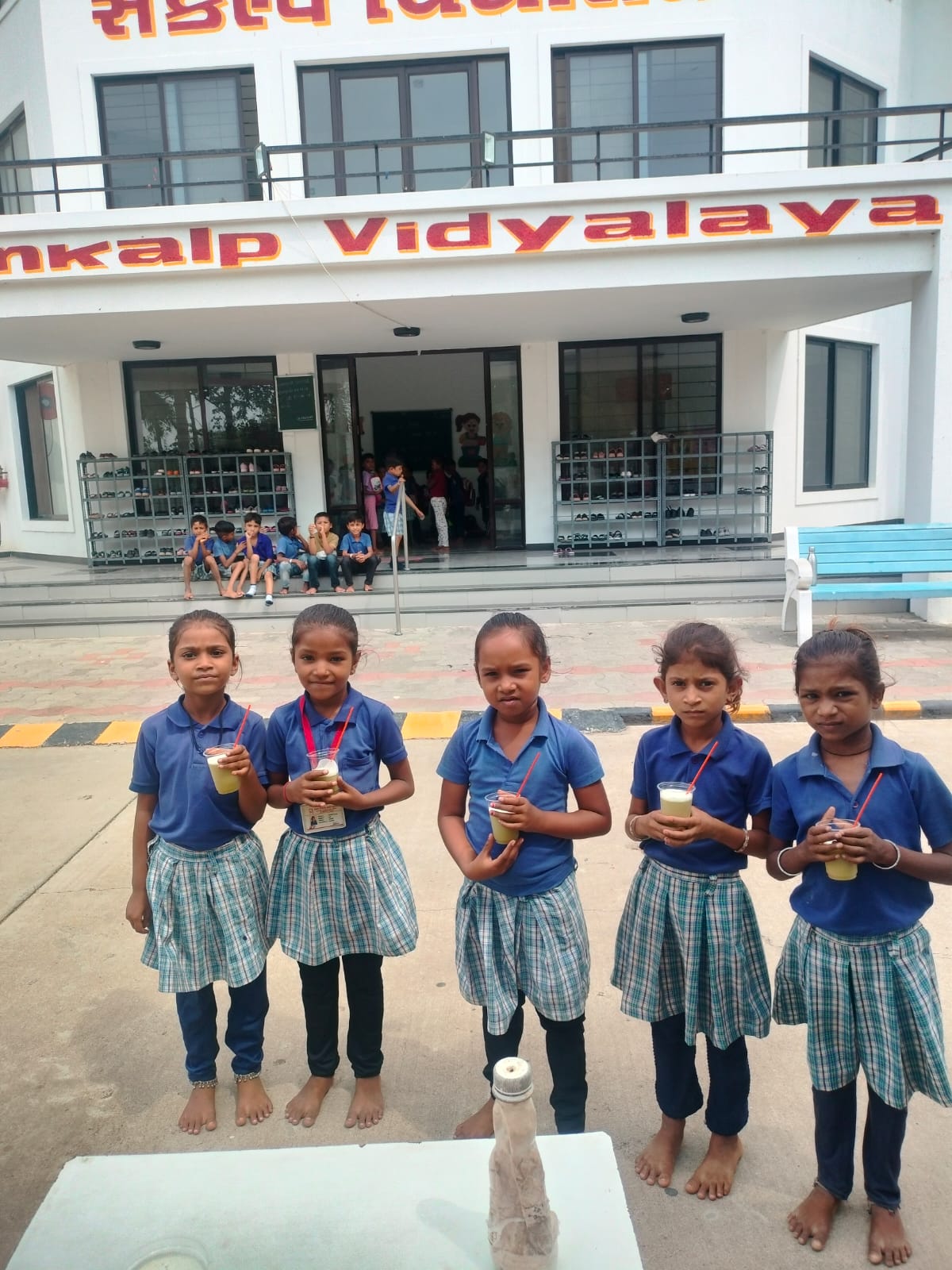 students img1